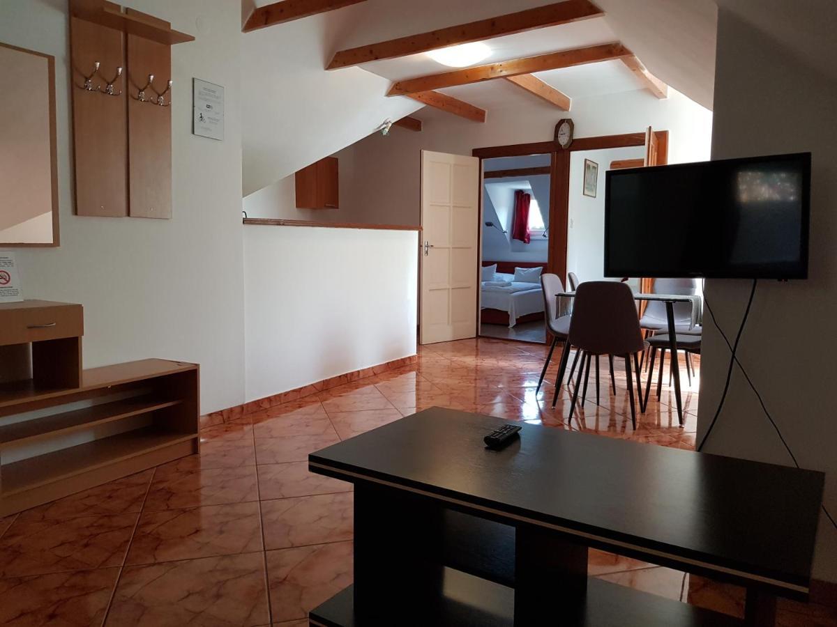 Boene Vendeghaz Es Borozo Apartment Tokaj Exterior photo